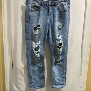 Aeropostale Boyfriend jeans Sz 8r distressed destroyed